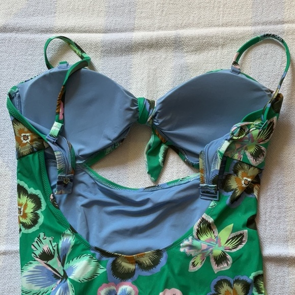 Aerie Tie Bandeau One Piece Swimsuit - Picture 5 of 8